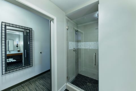 King Suite Walk-In Shower | Bathroom | Free toiletries, hair dryer, towels, soap