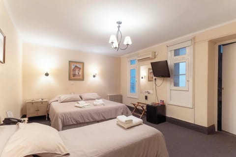 Superior Triple Room | Premium bedding, in-room safe, free WiFi, bed sheets