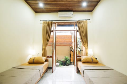 Standard Double or Twin Room | Free WiFi, bed sheets