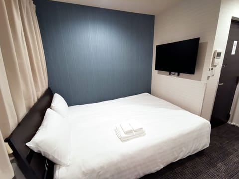 Standard Double Room, 1 Double Bed | Desk, blackout drapes, iron/ironing board, free WiFi