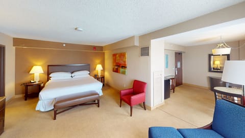 Junior Suite, 1 King Bed | Premium bedding, pillowtop beds, in-room safe, desk