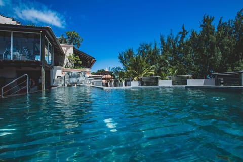 Outdoor pool, pool umbrellas