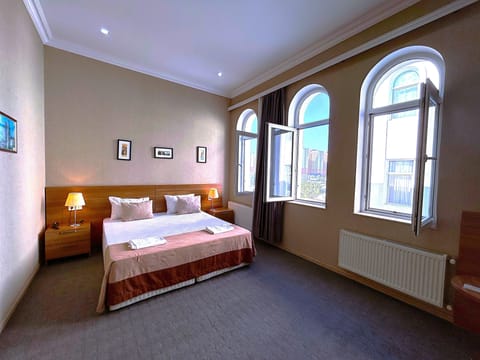 Deluxe Double Room, Pool Access, City View | Egyptian cotton sheets, premium bedding, down comforters, pillowtop beds