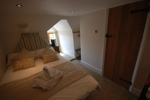 Deluxe Single Room | In-room safe, soundproofing, iron/ironing board, free WiFi