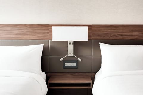 Hypo-allergenic bedding, in-room safe, desk, laptop workspace