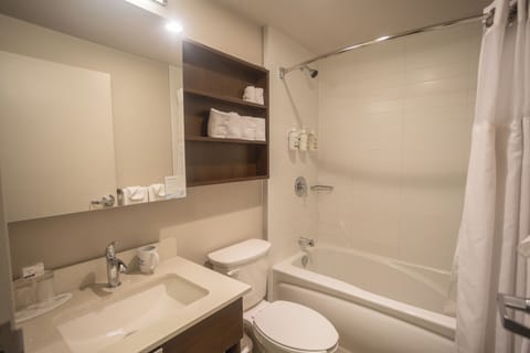 Room, 2 Queen Beds, Non Smoking | Bathroom | Free toiletries, hair dryer, towels