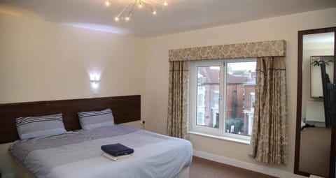 Deluxe Twin Room, Ensuite | Individually decorated, individually furnished, soundproofing