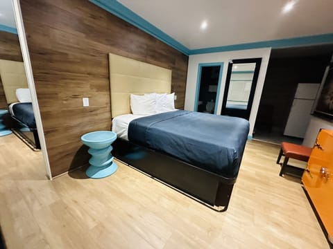 Family Suite, 2 Bedrooms | Soundproofing, free WiFi, bed sheets