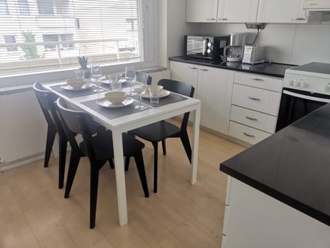 Premium Apartment, 2 Bedrooms | Private kitchen | Fridge, microwave, oven, stovetop