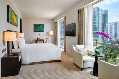 Studio, 1 King Bed (Urban) | Egyptian cotton sheets, premium bedding, down comforters, minibar