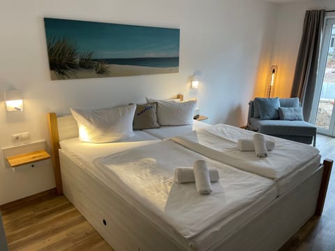 Exclusive Double Room | Minibar, soundproofing, free WiFi, bed sheets