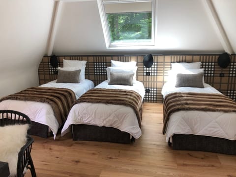 Deluxe House | In-room safe, desk, free WiFi