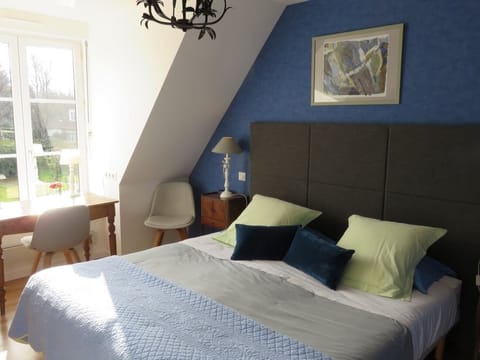 Comfort Double or Twin Room, Ensuite, Garden View (3. Chambre Bleue) | WiFi