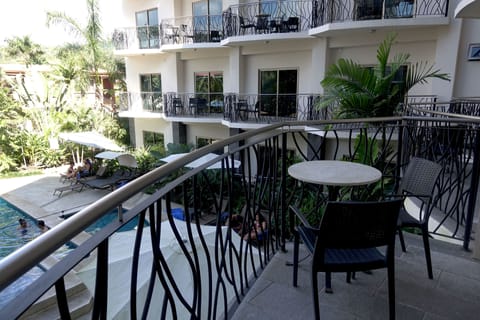 Signature Ultra Luxury 1BR W/Kitchen & Balconies | Balcony view