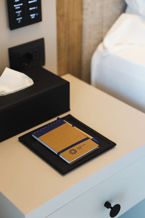 Superior Room | 1 bedroom, minibar, desk, soundproofing
