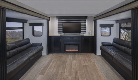 Premium Caravan with Scenic Mountain Views & Complimentary Adventure Activities | Living area