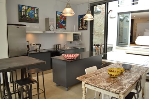 Luxury Cottage, 4 Bedrooms, Hot Tub, Mountain View (76 Waterkant Street 2 night min stay) | Private kitchen | Fridge, microwave, espresso maker, electric kettle