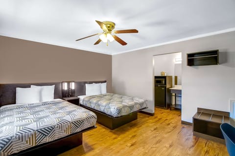 Deluxe Room, 2 Double Beds, Smoking, Refrigerator & Microwave | Free WiFi, bed sheets