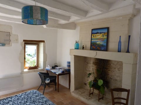 Double Room (Paisibleue) | Individually decorated, individually furnished, free WiFi, bed sheets