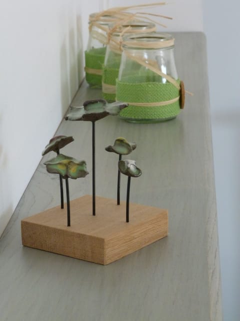 Double Room (Vert Ailleurs) | Individually decorated, individually furnished, free WiFi, bed sheets