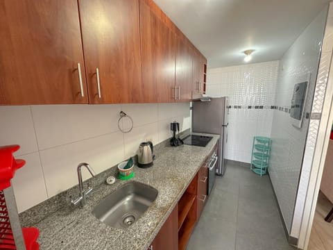 Exclusive Apartment, 3 Bedrooms, Ocean View | Private kitchen | Full-size fridge, microwave, oven, stovetop