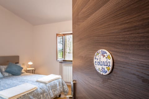 Desk, laptop workspace, iron/ironing board, free WiFi