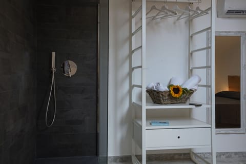 Superior Double Room | Minibar, desk, free cribs/infant beds, free WiFi