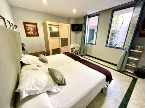 Double Room | 1 bedroom, Egyptian cotton sheets, premium bedding, down comforters