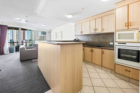 Apartment, 1 Bedroom, Private Bathroom, Ocean View | Private kitchen | Full-size fridge, microwave, oven, stovetop