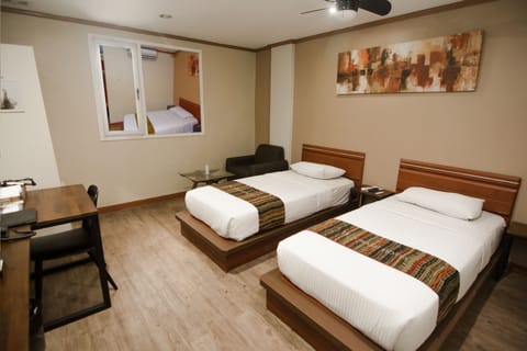 Standard Twin Room, 2 Twin Beds, Accessible, Non Smoking | Minibar, in-room safe, desk, laptop workspace