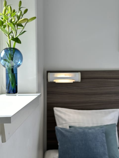 Blackout drapes, soundproofing, iron/ironing board, free WiFi