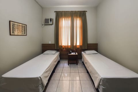 Double or Twin Room | Minibar, desk, soundproofing, free WiFi