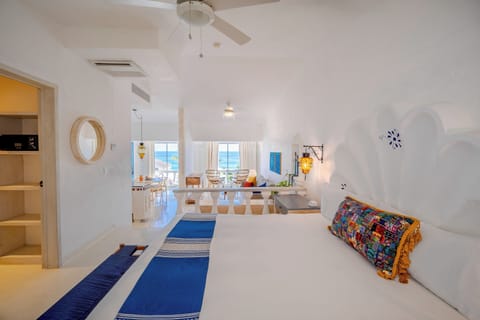 One Bedroom Oceanfront | In-room safe, individually decorated, individually furnished, desk