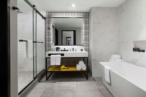 Suite, 1 King Bed with Sofa bed (VIP) | Bathroom | Hair dryer, bathrobes, towels