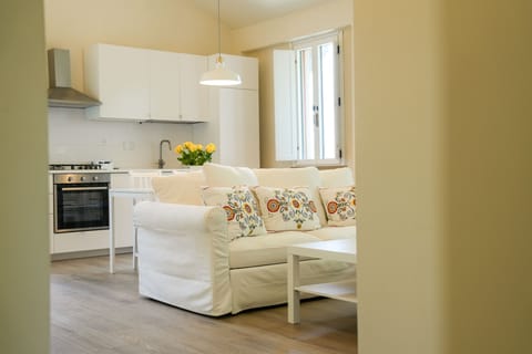 Standard Apartment at 2,5 km from Agriturismo Il Cerreto | Living area