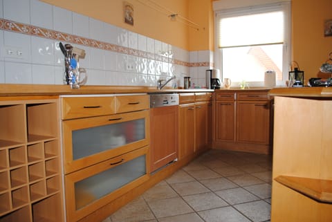 Apartment, 3 Bedrooms (Wunstorf) | Private kitchen | Fridge, microwave, oven, stovetop