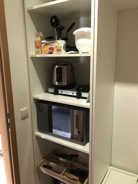 Apartment (Idensen) | Microwave