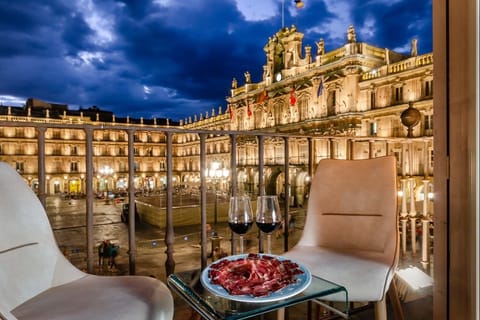 Luxury Double Room (Plaza Mayor view) | View from room