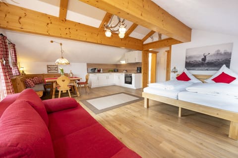 Basic Studio (Nr. 8) | Living area | Flat-screen TV