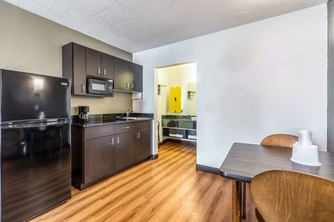 Full-size fridge, microwave, coffee/tea maker