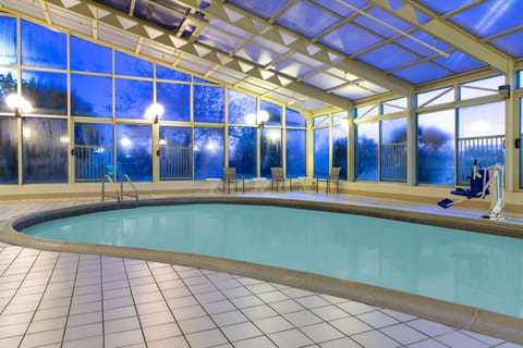 Indoor pool, open 8:00 AM to 10:00 PM, sun loungers