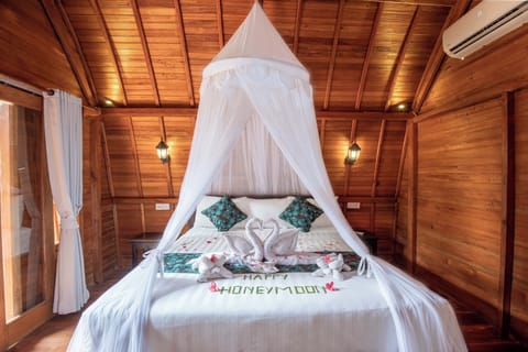 Superior Double Room | Desk, free WiFi, bed sheets