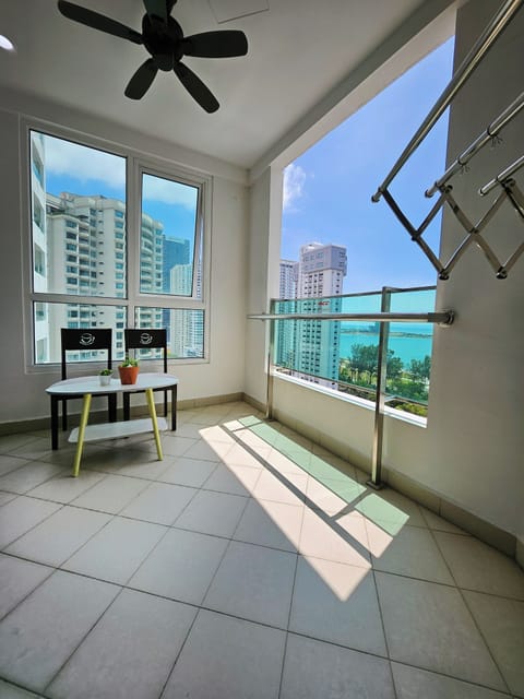 Superior Suite, 2 Bedrooms, Partial Sea View | Terrace/patio