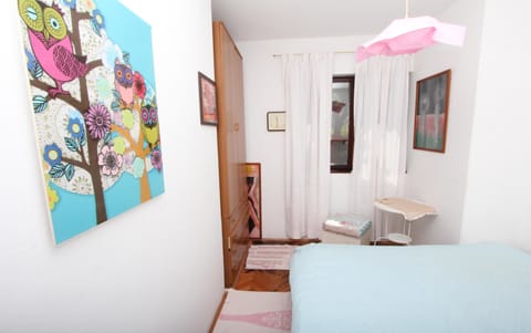 Comfort Apartment, 2 Bedrooms (Ground Floor) | Iron/ironing board, free WiFi, bed sheets