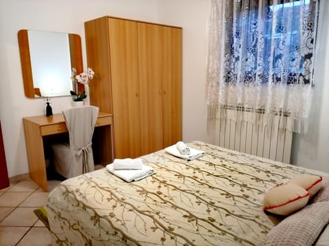 Apartment, 1 Bedroom, Non Smoking, Terrace | Free WiFi, bed sheets