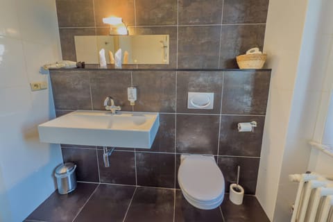 Premium Room | Bathroom | Separate tub and shower, deep soaking tub, designer toiletries