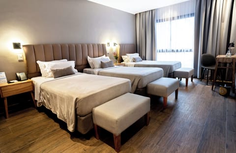 Superior Triple Room, 3 Twin Beds (Master) | Minibar, in-room safe, free WiFi, bed sheets