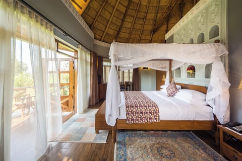 Honeymoon Cottage | Desk, soundproofing, free WiFi, bed sheets