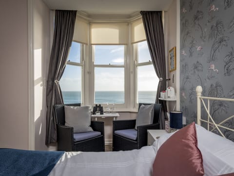 Comfort Double Room, 1 Double Bed, Sea View | Individually decorated, individually furnished, blackout drapes