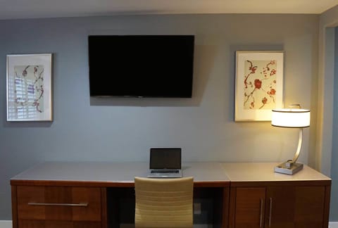 Premium bedding, free WiFi, bed sheets, wheelchair access